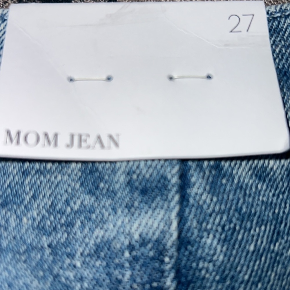 WEWOREWHAT Mom Jeans - Picture 6 of 9